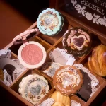 Flower Knows Silk Sation Blush 05 Bear Biscuit