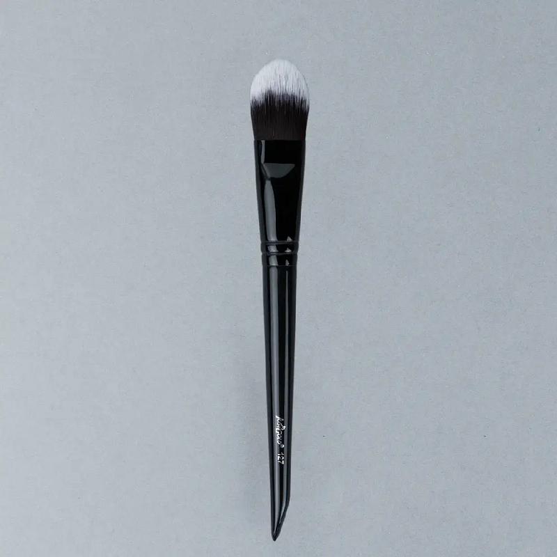 Just Gold Foundation Application Brush - 127